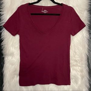 JCrew maroon vneck tee casual comfy shirt